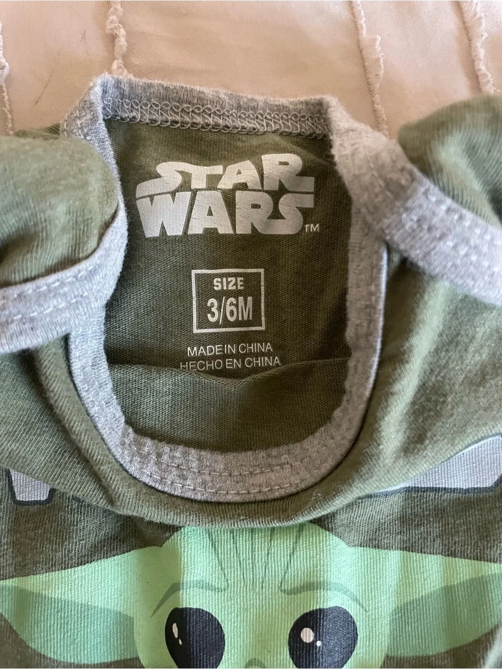 2 Star‎ Wars Green & White Baby One-Pieces with Grogu Size 3/6 Months